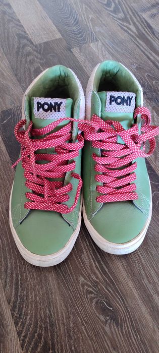 Маратонки Nike номер 40,5