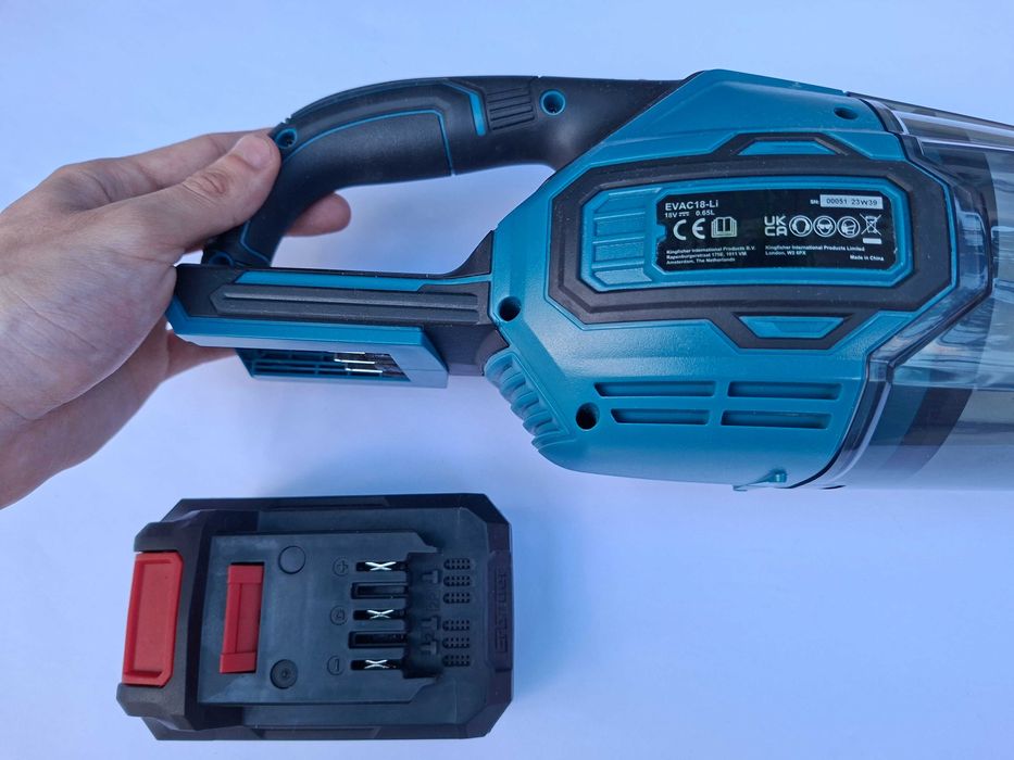 Set Aspirator cu acumulator Erbauer 18V EXT (Model EVAC18-Li) + Încărcător rapid (EFC18-Li) + Baterie 4.0 Ah