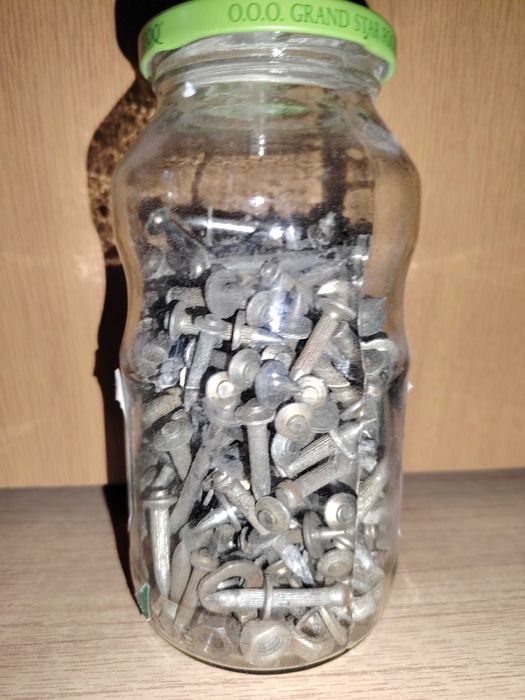 дюбель гвоздь банка дюбелей ссср оригинал цена за банку