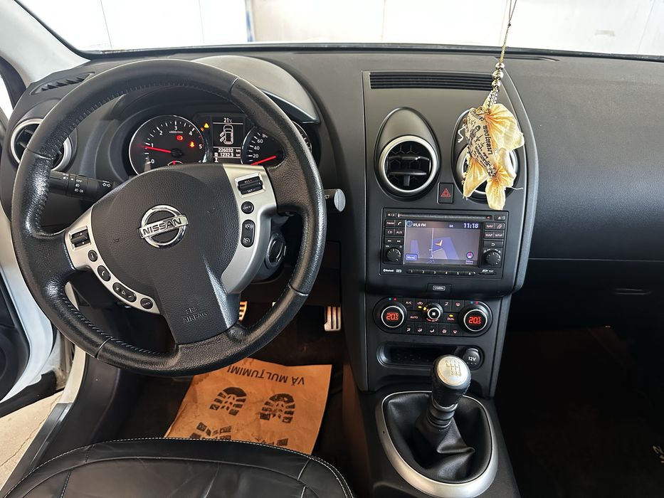 Nissan Qashqai 1.6 dci 131cp 7/locuri/Xenon/Bose/Camera 360/Panoramic