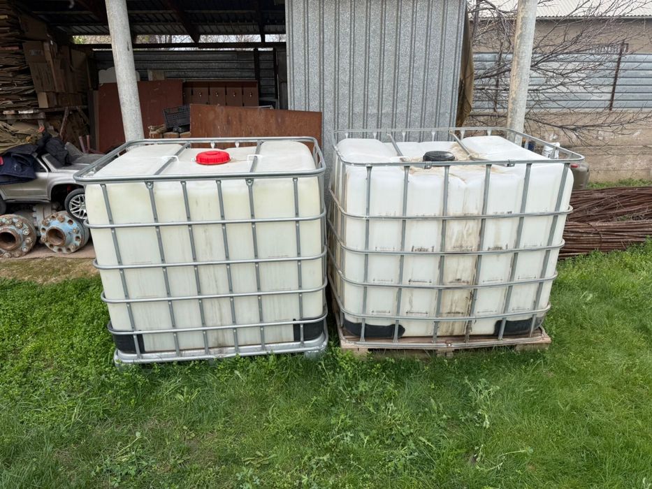Бочка Еврокуб 2 шт б/у