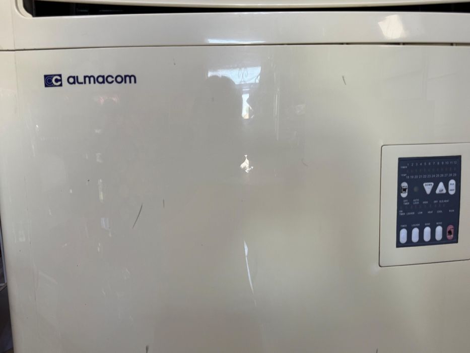 Кондиционер 300 000