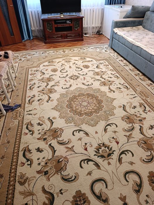 Продам ковер 3*5 метра