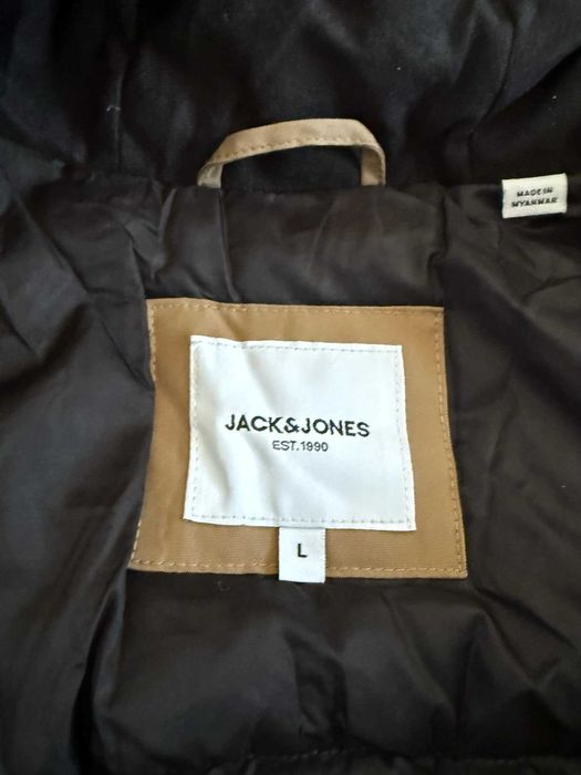 Маркови якета двете за 50лв