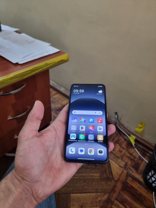 Redmi note 14 8/128gb ideal ochilmagan usta kurmagan aybi yuq tozza
