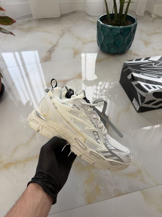 Off White BRB White