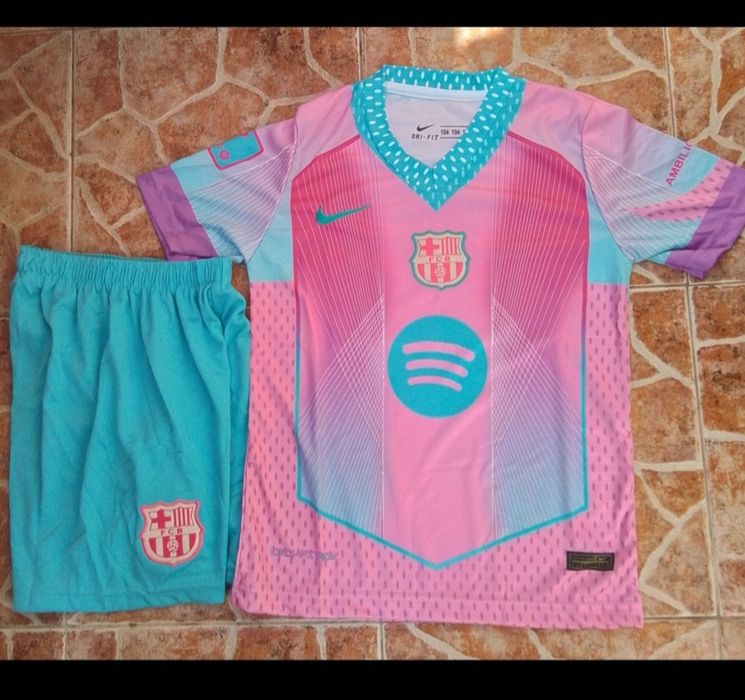 Детско юношеска футболни екипи FC BARCA