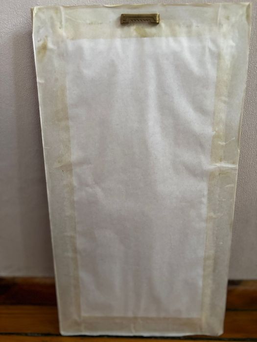 Продавам рамкиран гоблен дама картина