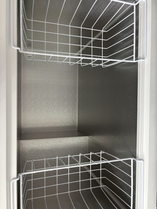 Морозильник сатылады.