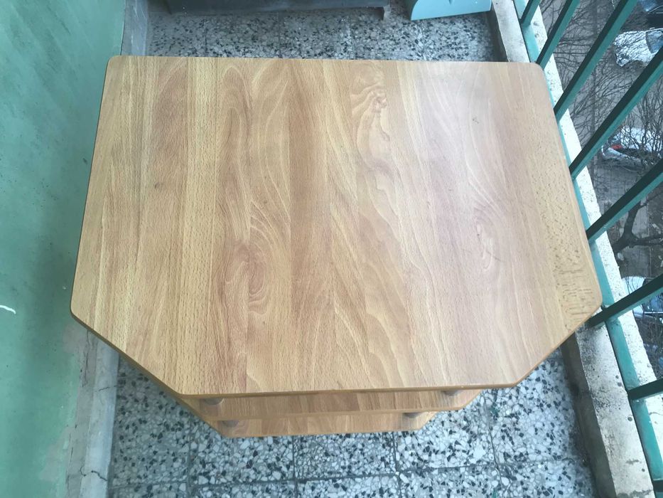 Масичка за телевизор, DVD и други домашни уреди.