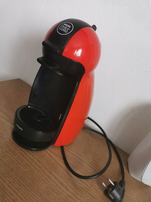 Vând aparat de cafea capsule defect