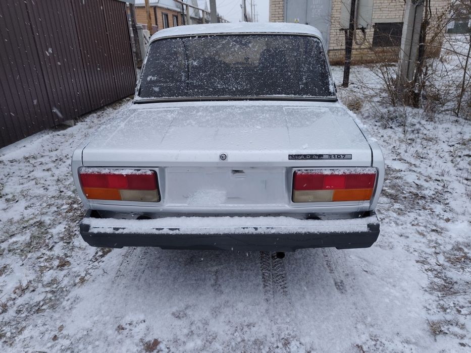 Продам Ваз 2107 инжектор   2011 года