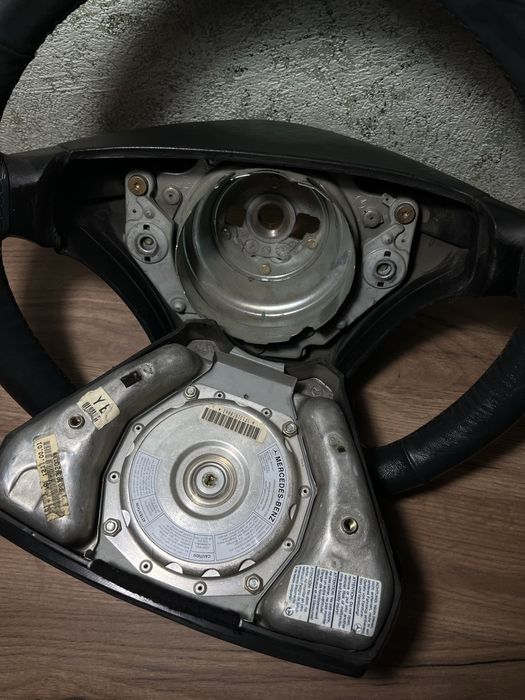 Продам руль Mercedes