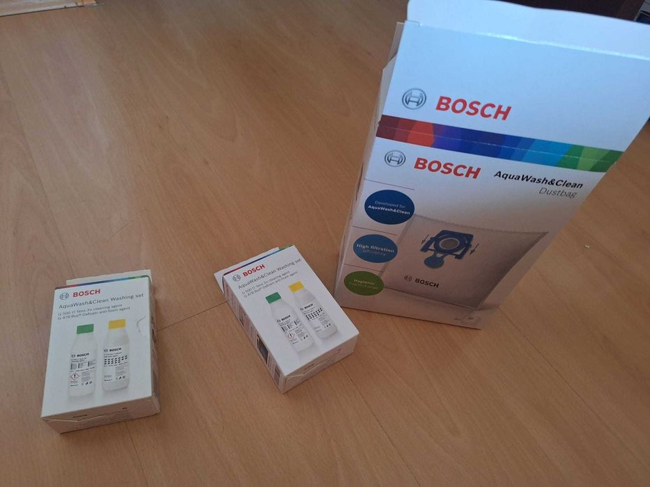 Aspirator Bosch Aqua Wash&Clean- seria 4