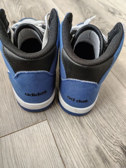 Adidas Hoops 3.0 Mid