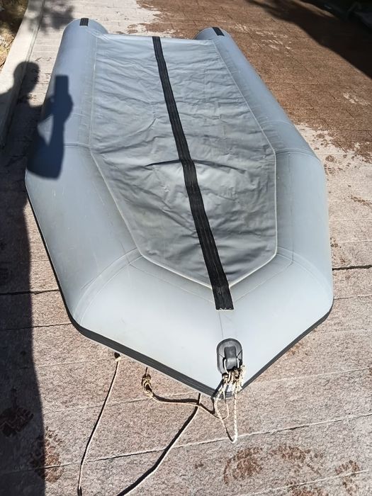 Продаётся лодка в  идеальном  состоянии,янии