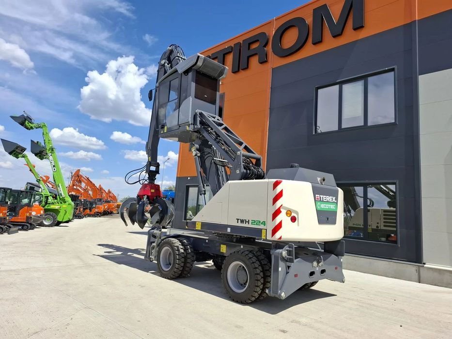 Terex FUCHS 26t, brate 11m, graifer 5 petale, cale fata spate-garantie, posibilitate leasing-269.000 EUR+tva