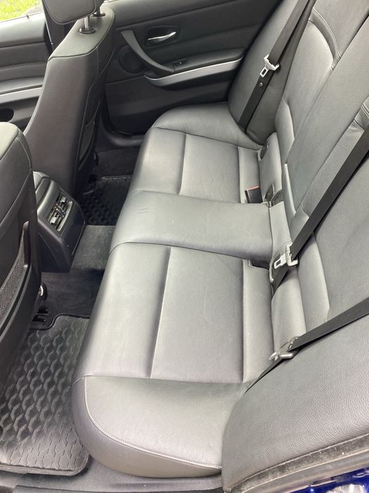 BMW E91  320 M-Paket Bi-Xenon Trapa Automat !!!