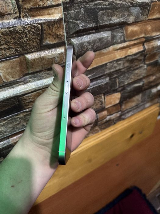 Iphone 15 pro holati tiniq