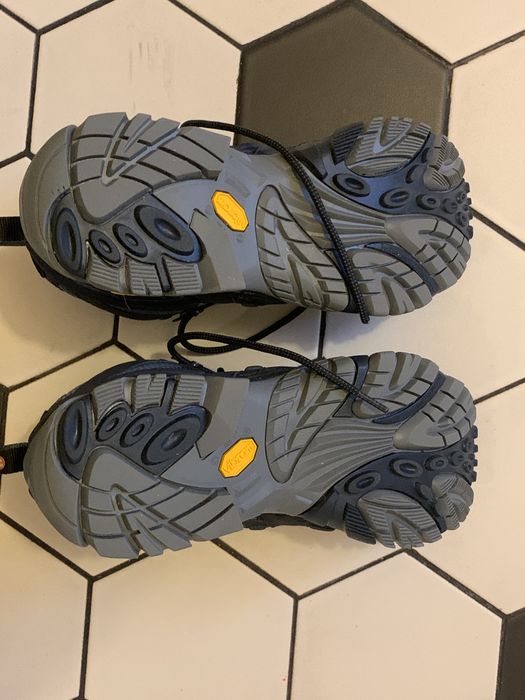 Bocanci munte noi Merrell goretex ghete 43