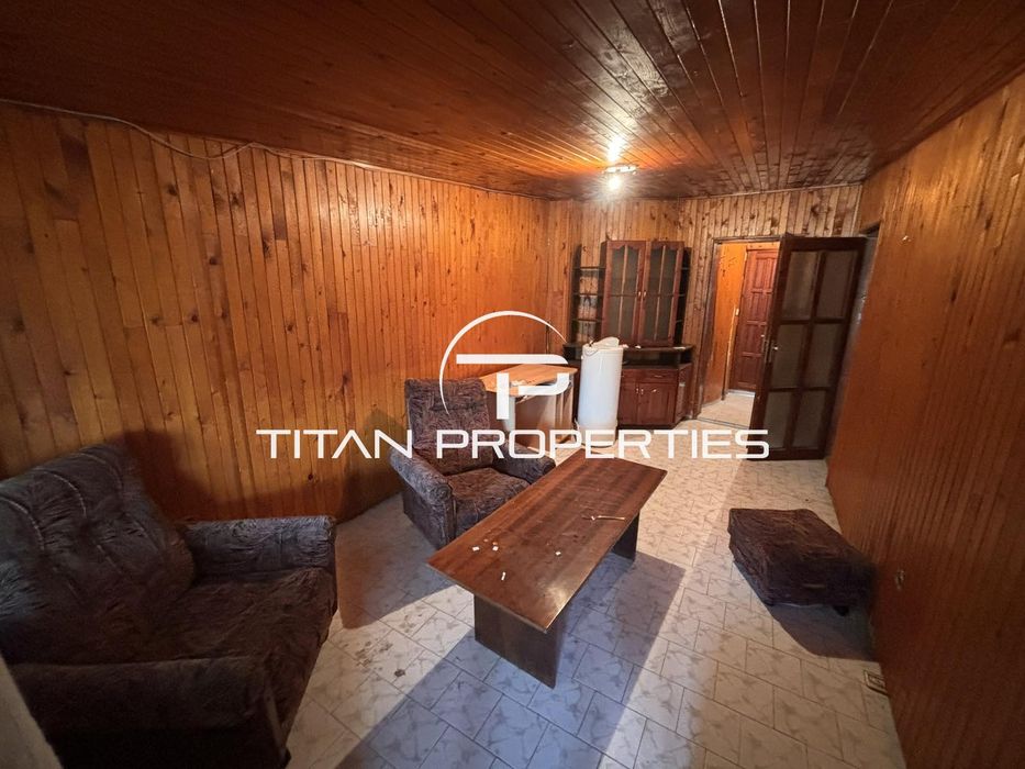 Дава се под наем Двустаен апартамент в Бургас, Възраждане - 44 кв.м за 204 € - Снимка #1