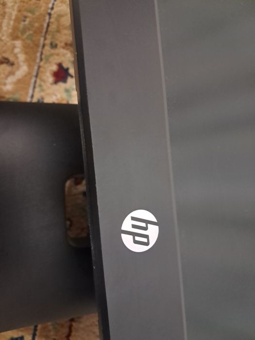 Монитор HP P223 продам.