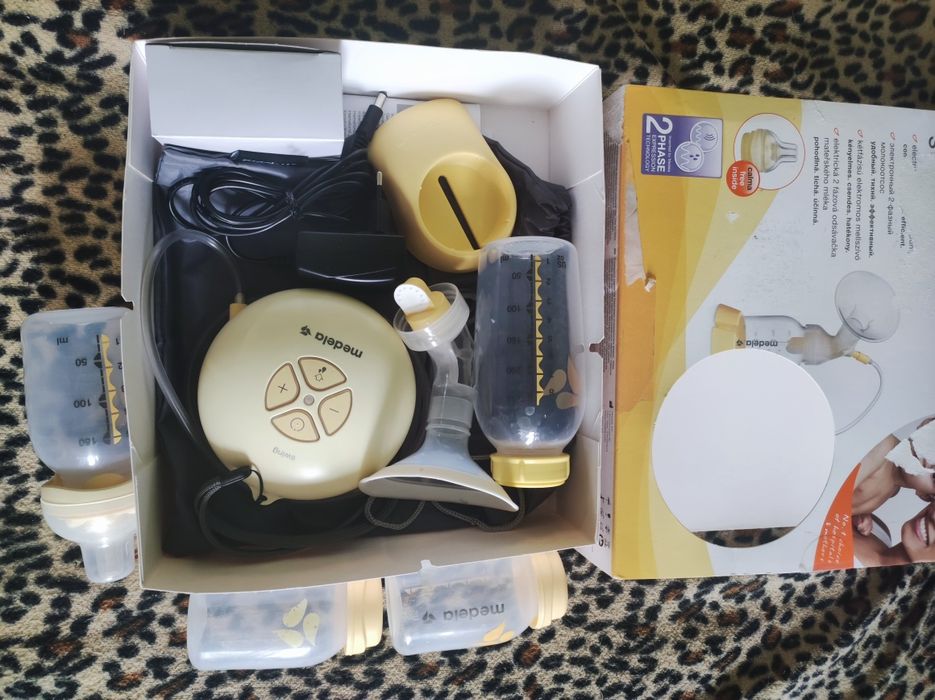 Електрическа помпа за кърма Medela Swing