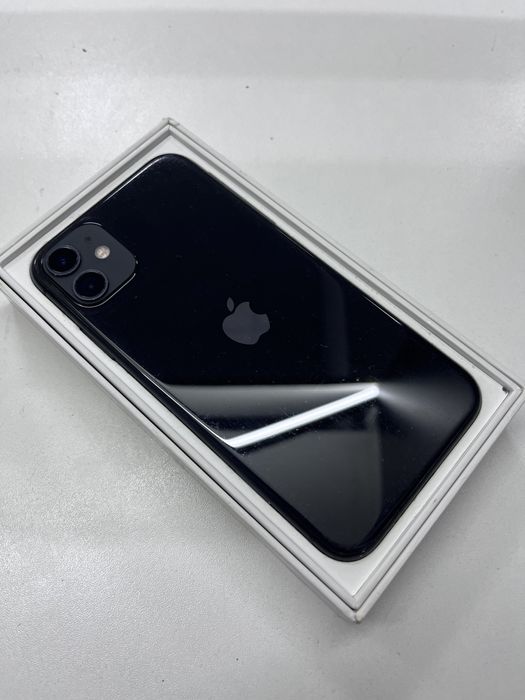 Apple Iphone 11, 64gb, 75%.