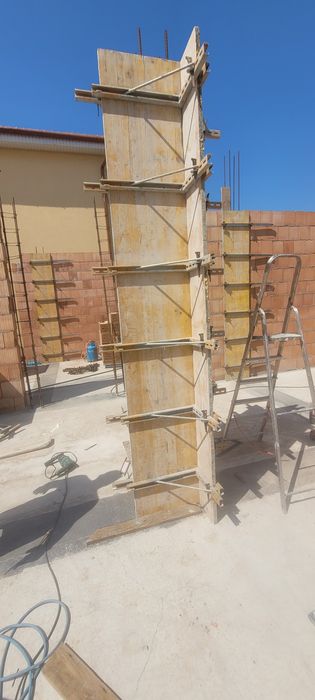 Inchiriere POPI metalici/ cofraje DOKA