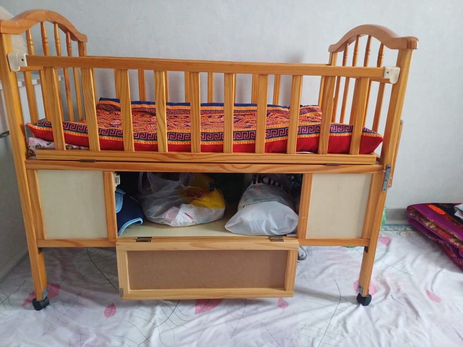 Детская кровать продам