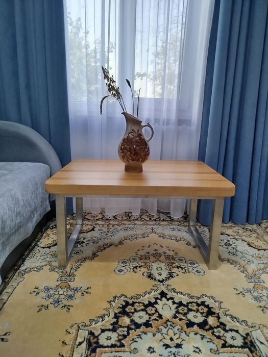 Стол 60*80 деревянный низкий