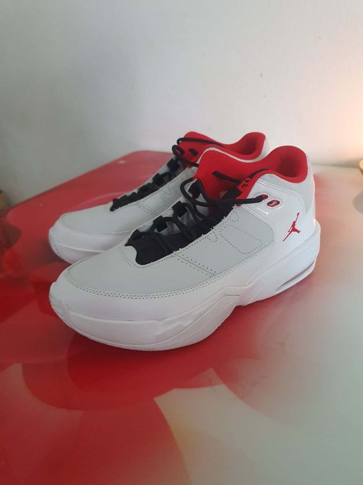 Jordan Max Aura 3