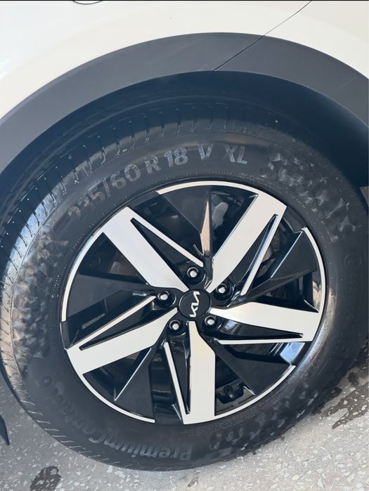 Балон 235/60 R 18 V