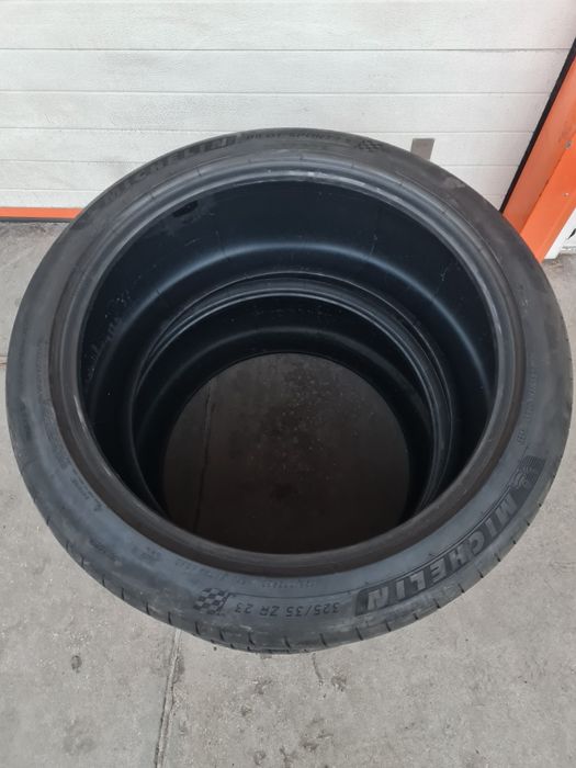 Летни гуми 2 броя MICHELIN PilotSprot4S  325 35 R23 дот 5023
