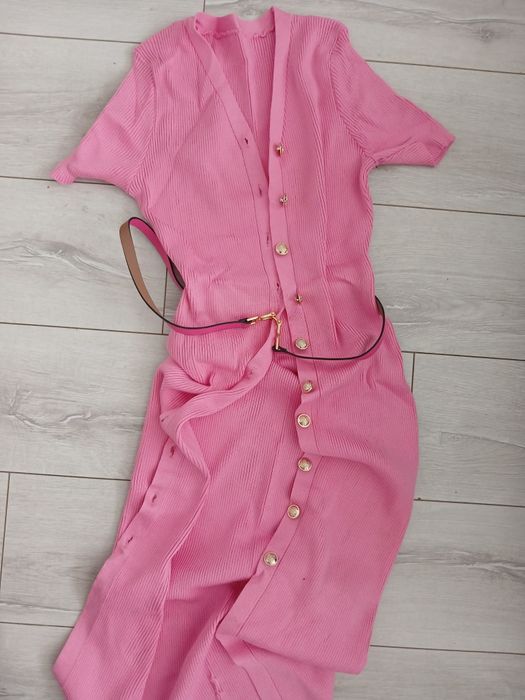 Продам женские вещи