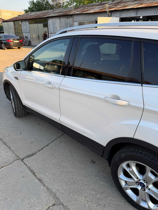 Ford Kuga 2.0 diesel 4x4 permanent Automat