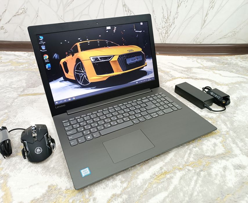 Notebook LENOVO в хорошем состоянии.