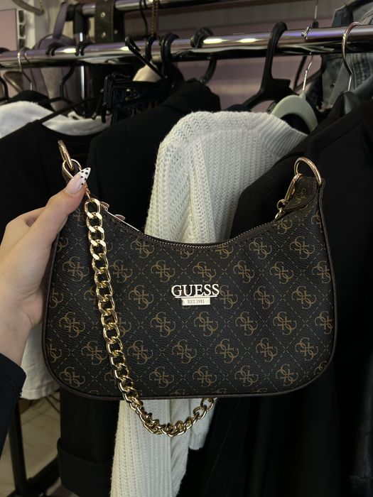 Чанти на Guess (кафява и сива)