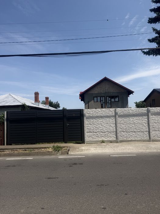 Casa de vanzare
