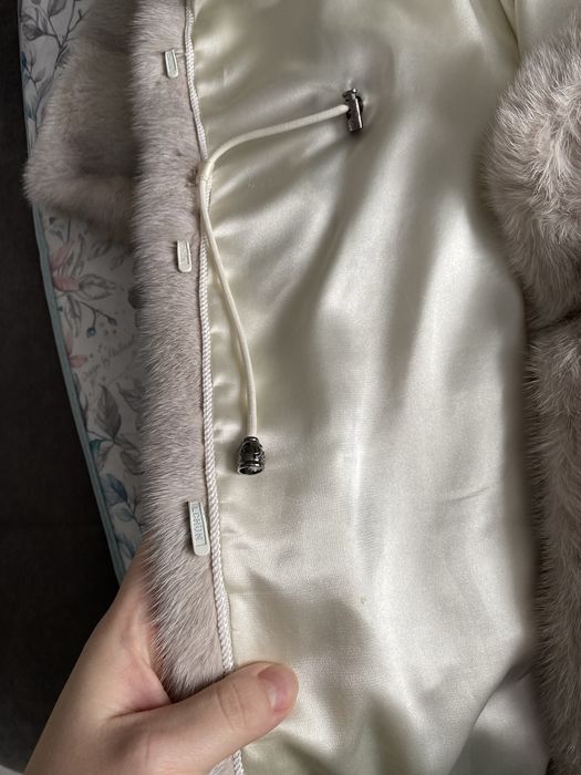 Продам норковую шубу 44 р