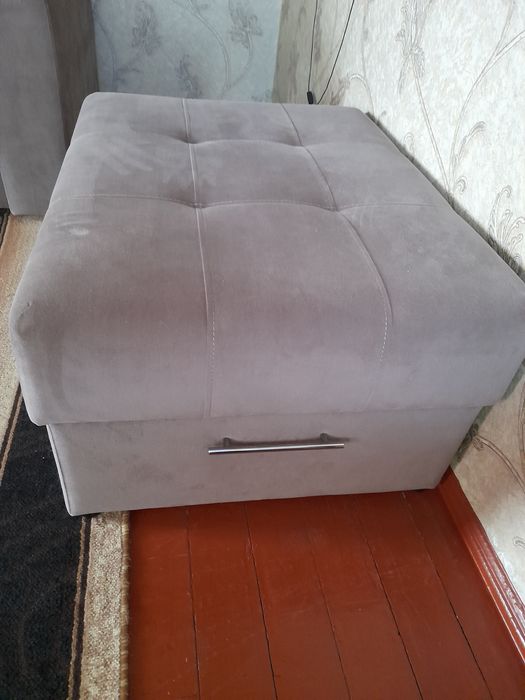 Диван,мягкий уголок продам