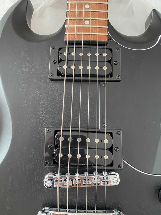 Epiphone SG Special Satin E1, Worn Ebony + Suport Chitara