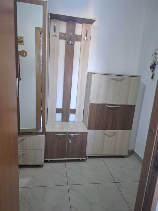 Vând apartament cu 2 camere