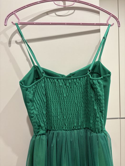 Дамска рокля с ластик на гърба