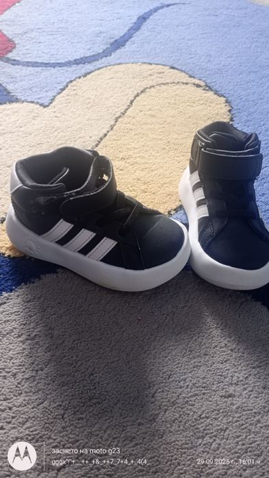 Детски маратонки Аdidas .