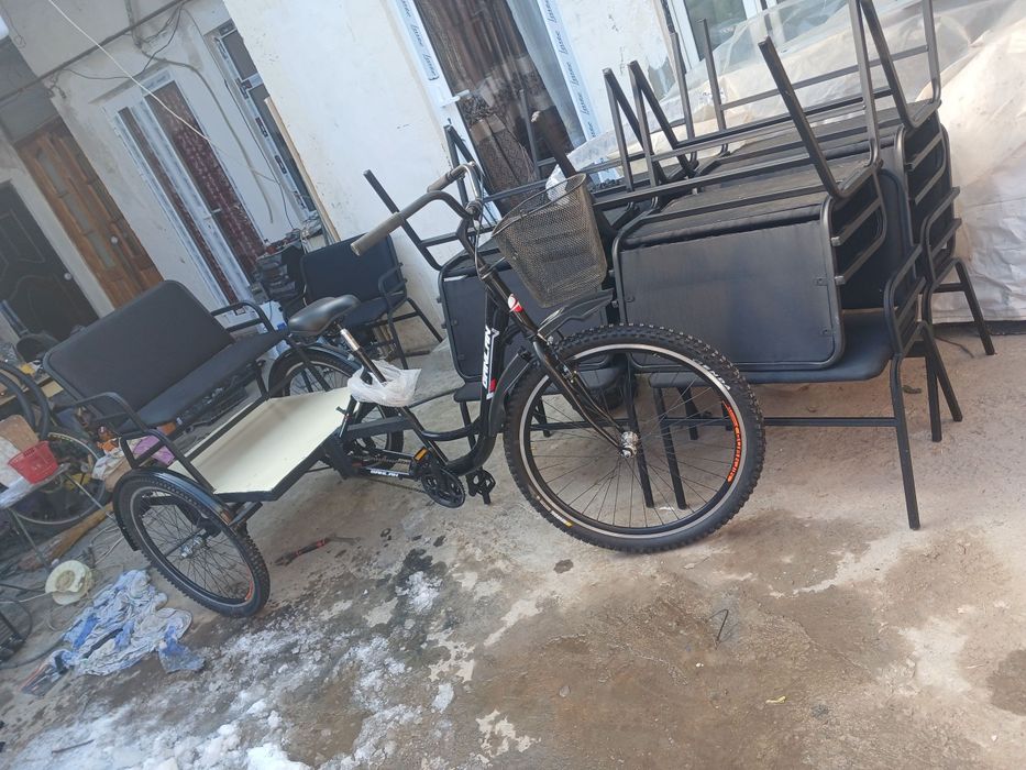 Велосипед готовый для двух детей в зайди.