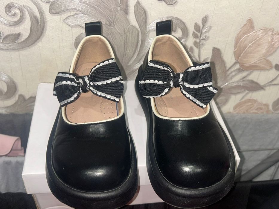 Продам новые туфли