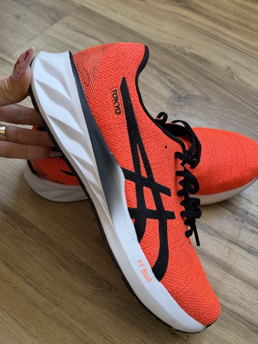 Нови оригинални Мъжки маратонки ASICS ROADBLAST TOKYO! 43,5 н