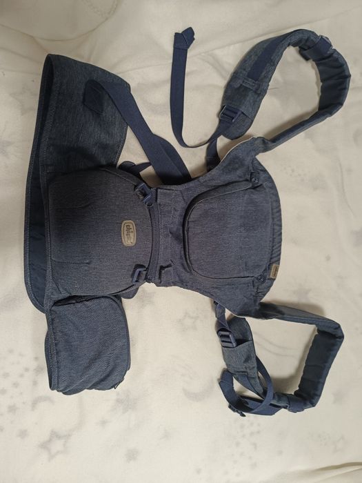 Marsupiu ergonomic multifunctional Chicco Hip Seat cu suport sold