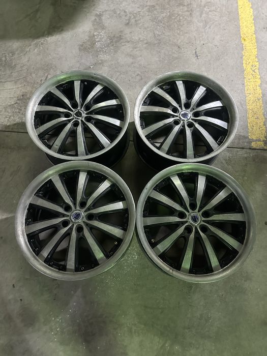 Титатонрвые диски R18